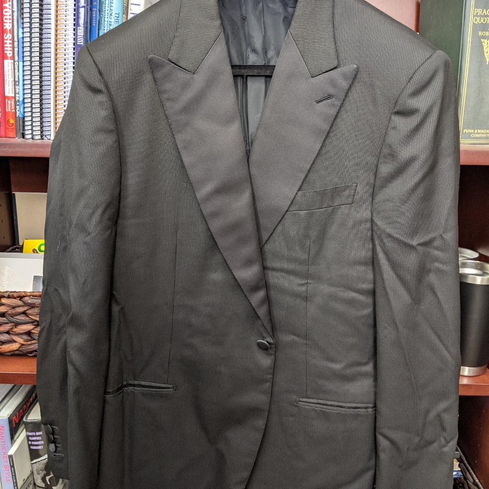 Brioni tuxedo 44r 38x29 Spartaco striped